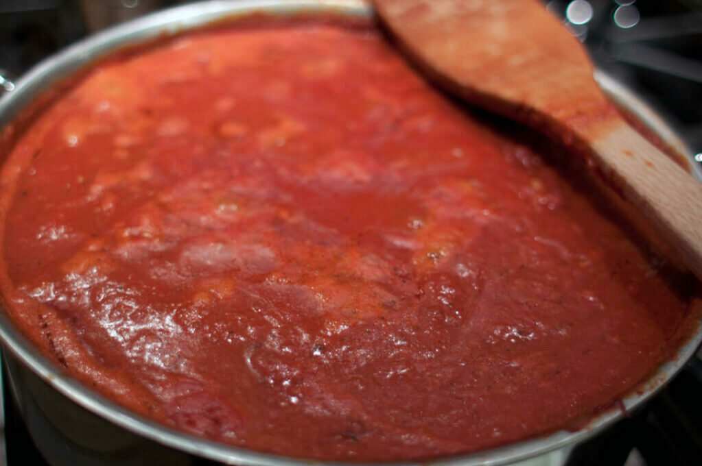 photo of marinara sauce