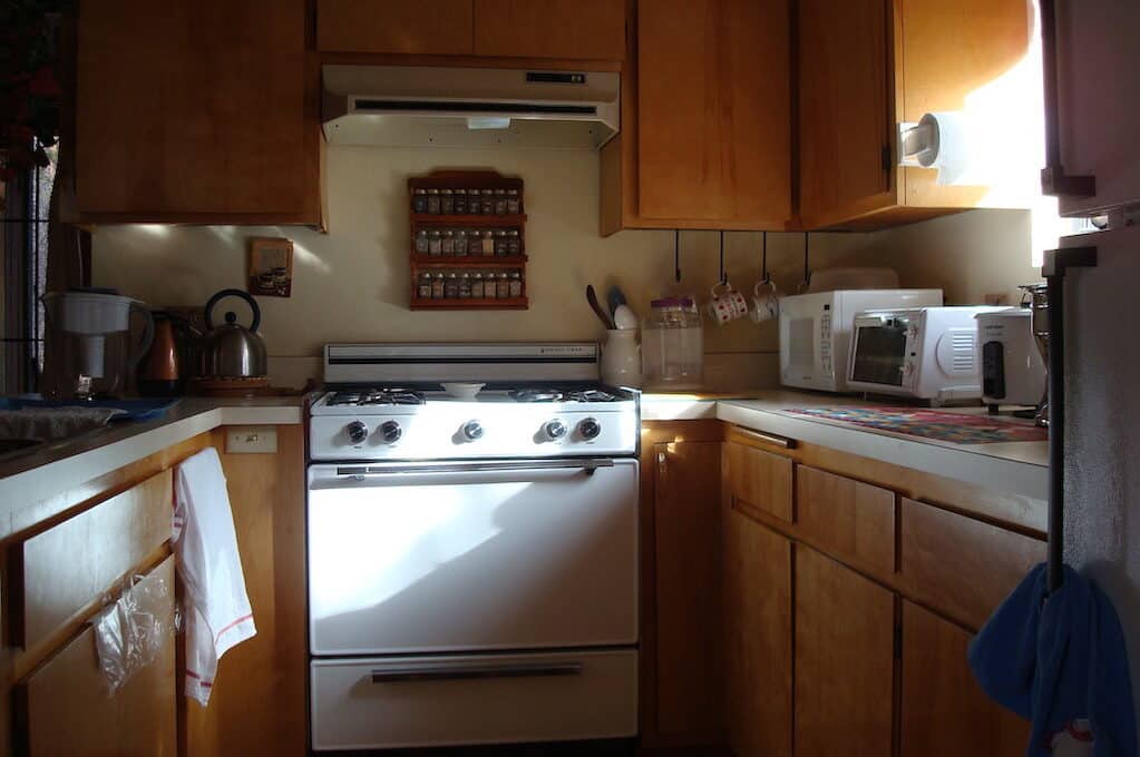 photo of kitchen